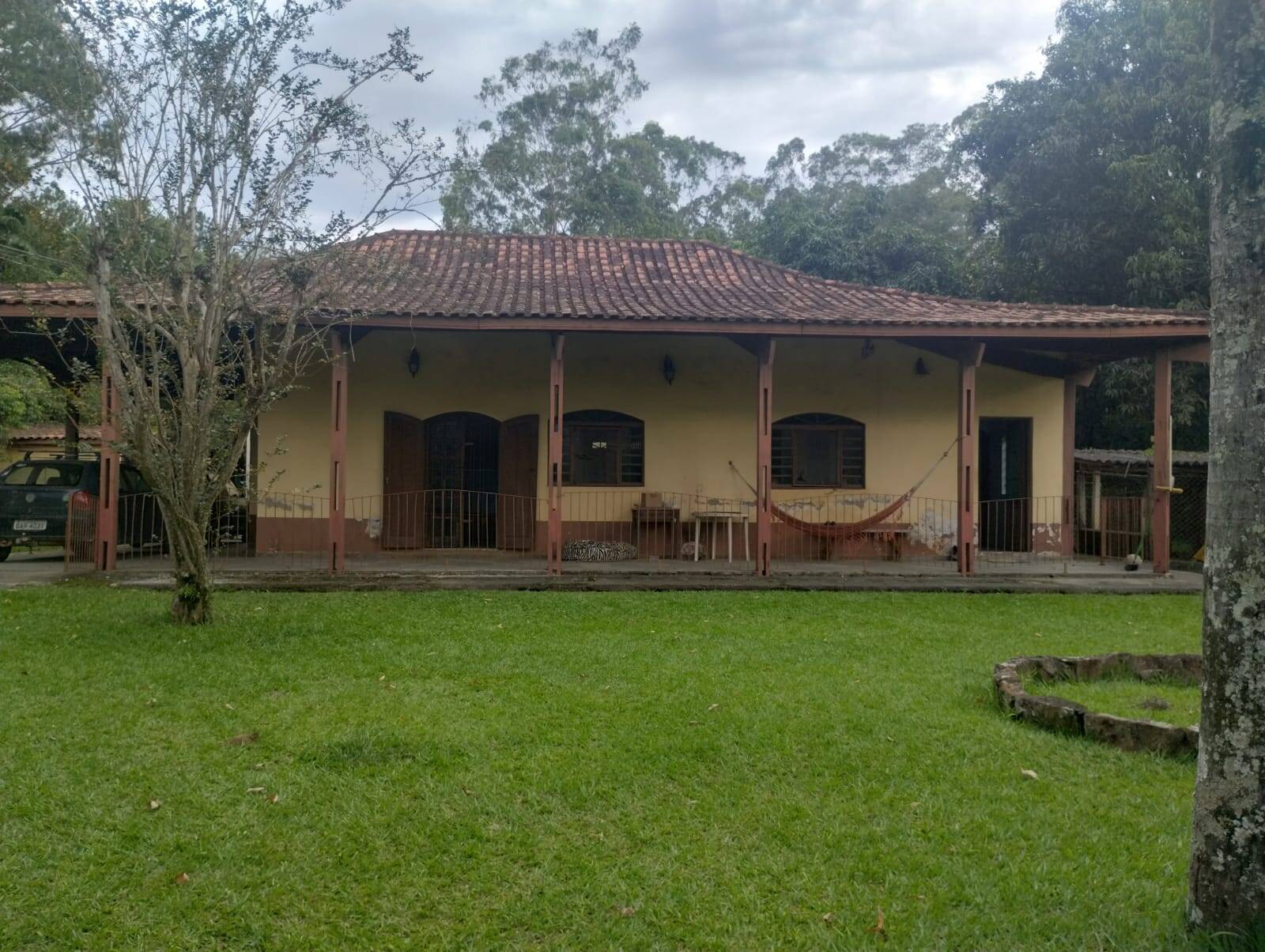 LINDA CHÁCARA Á VENDA EM GUARAREMA - 174