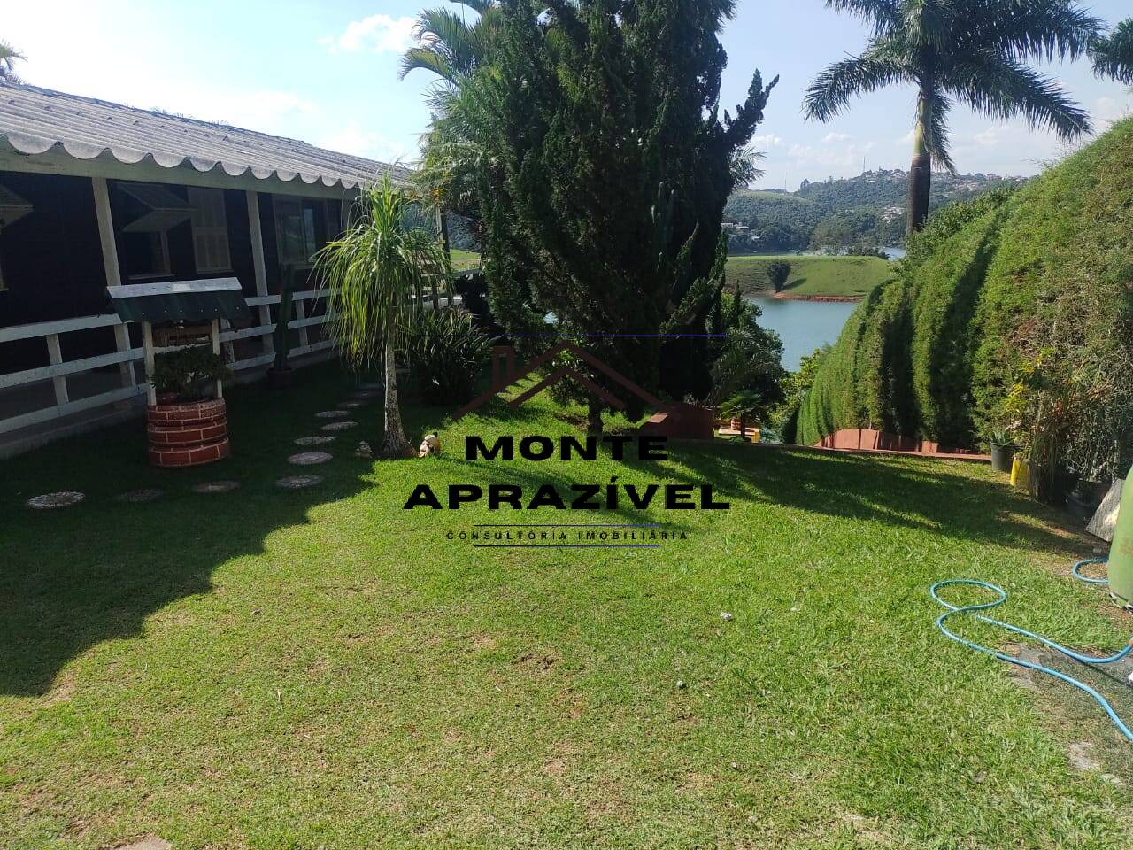 Chácara à venda com 3 quartos, 300m² - Foto 13