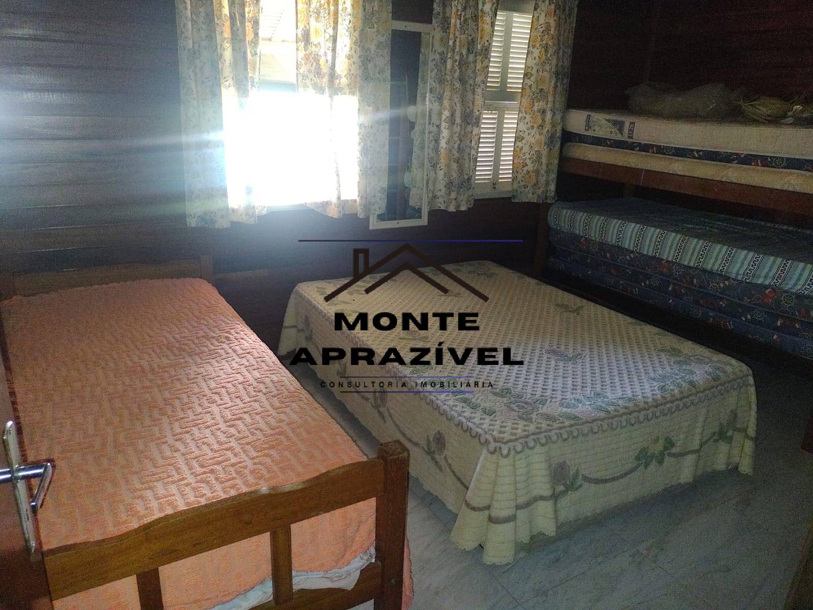 Chácara à venda com 3 quartos, 300m² - Foto 9
