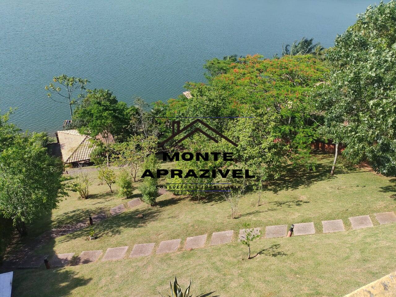 Chácara à venda com 3 quartos, 300m² - Foto 31