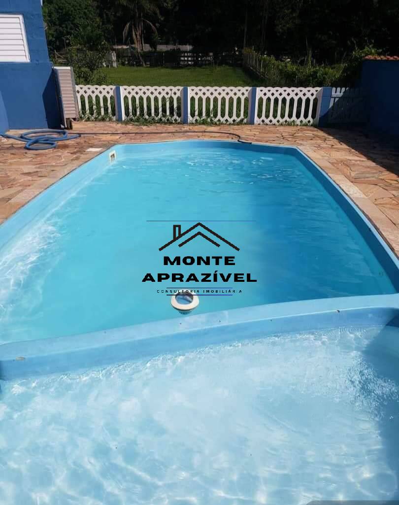 Chácara à venda e aluguel com 2 quartos, 2530m² - Foto 1