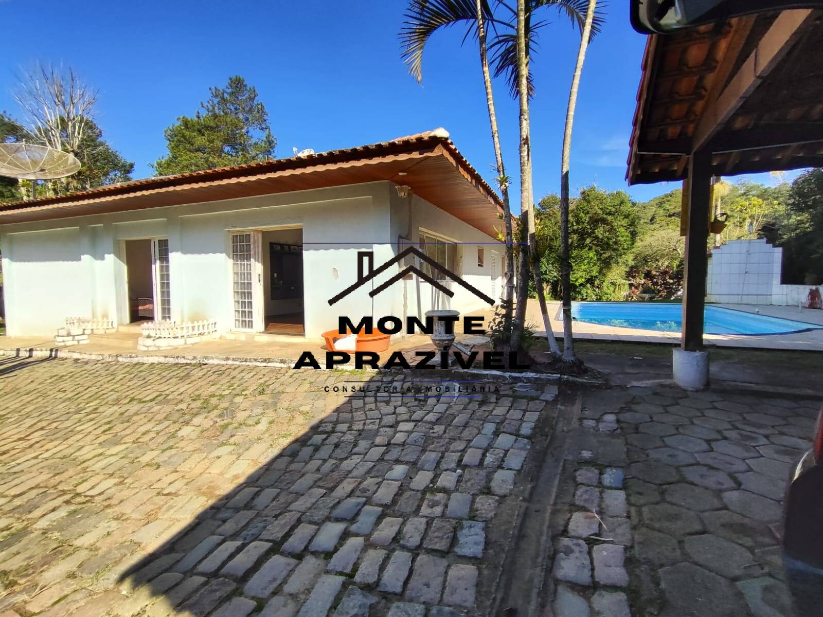Chácara à venda com 3 quartos, 3000m² - Foto 12
