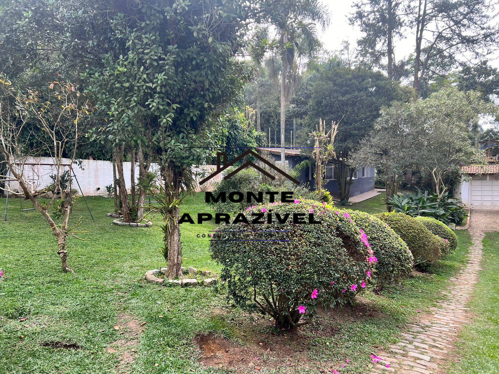 Chácara à venda com 3 quartos, 3000m² - Foto 16