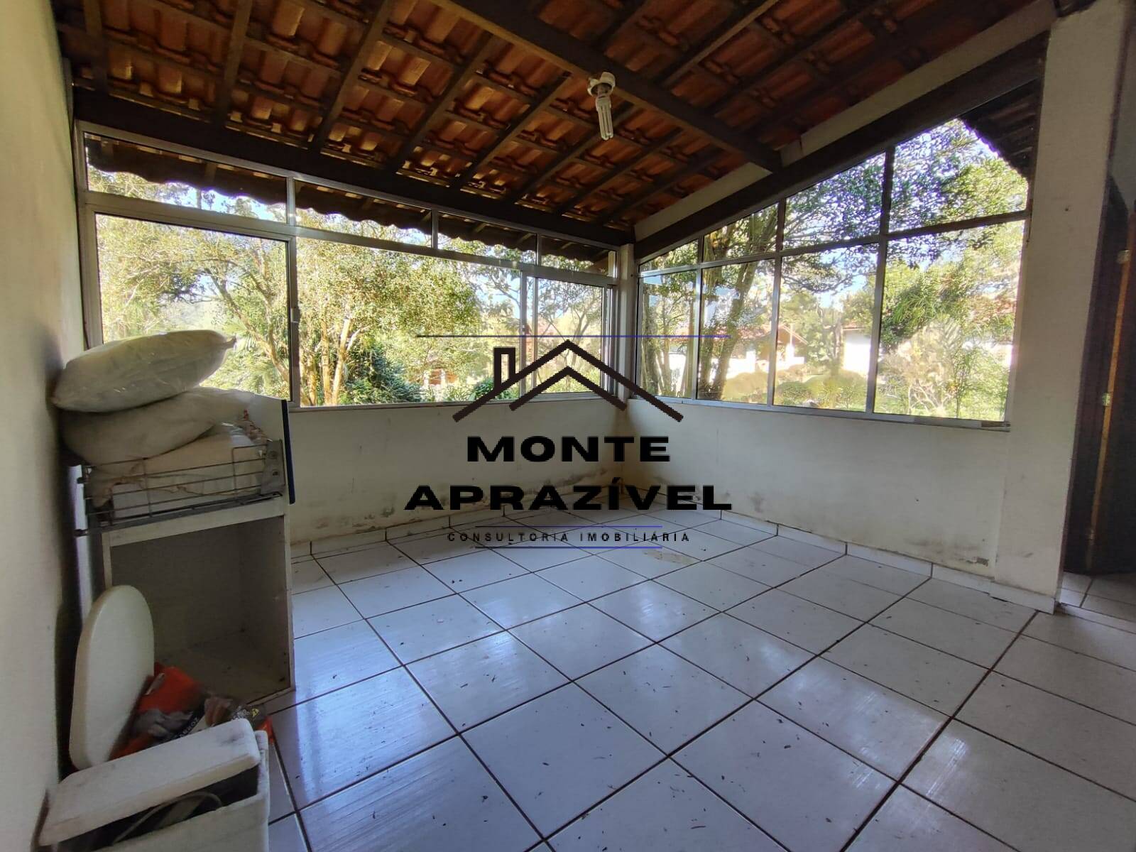 Chácara à venda com 3 quartos, 3000m² - Foto 39