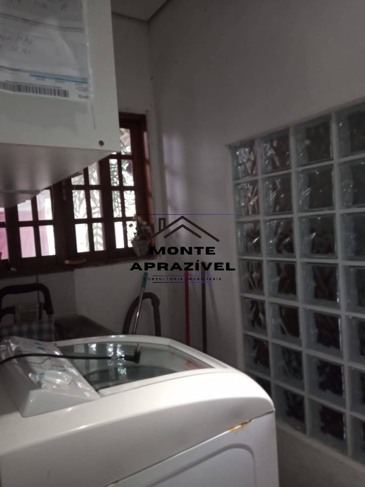 Chácara à venda com 3 quartos, 2141m² - Foto 3