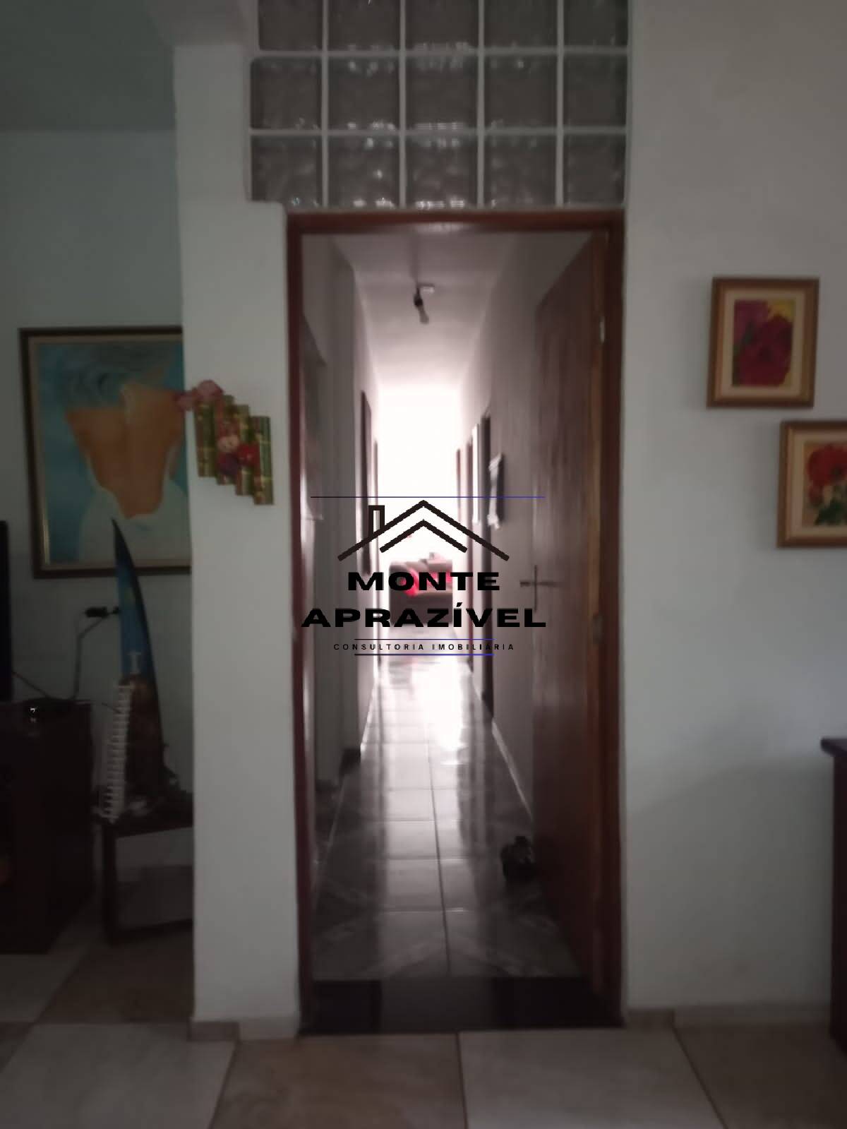 Chácara à venda com 3 quartos, 2141m² - Foto 8