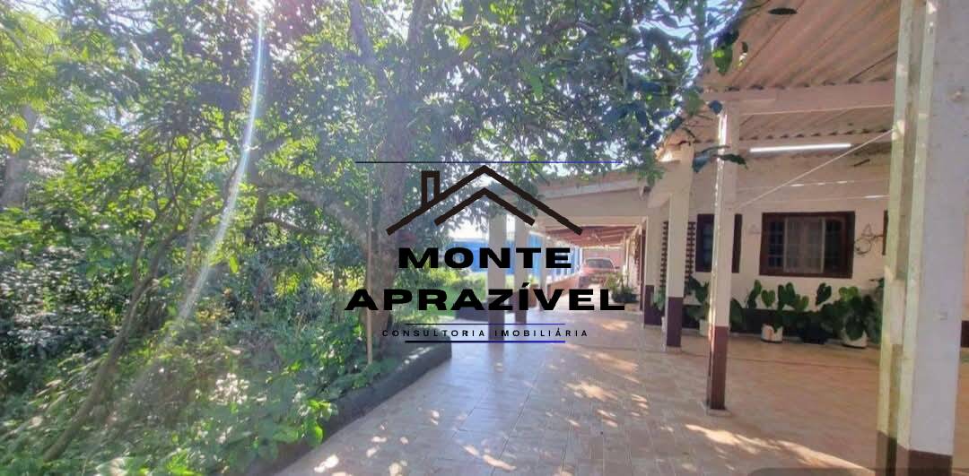 Chácara à venda com 3 quartos, 2141m² - Foto 9