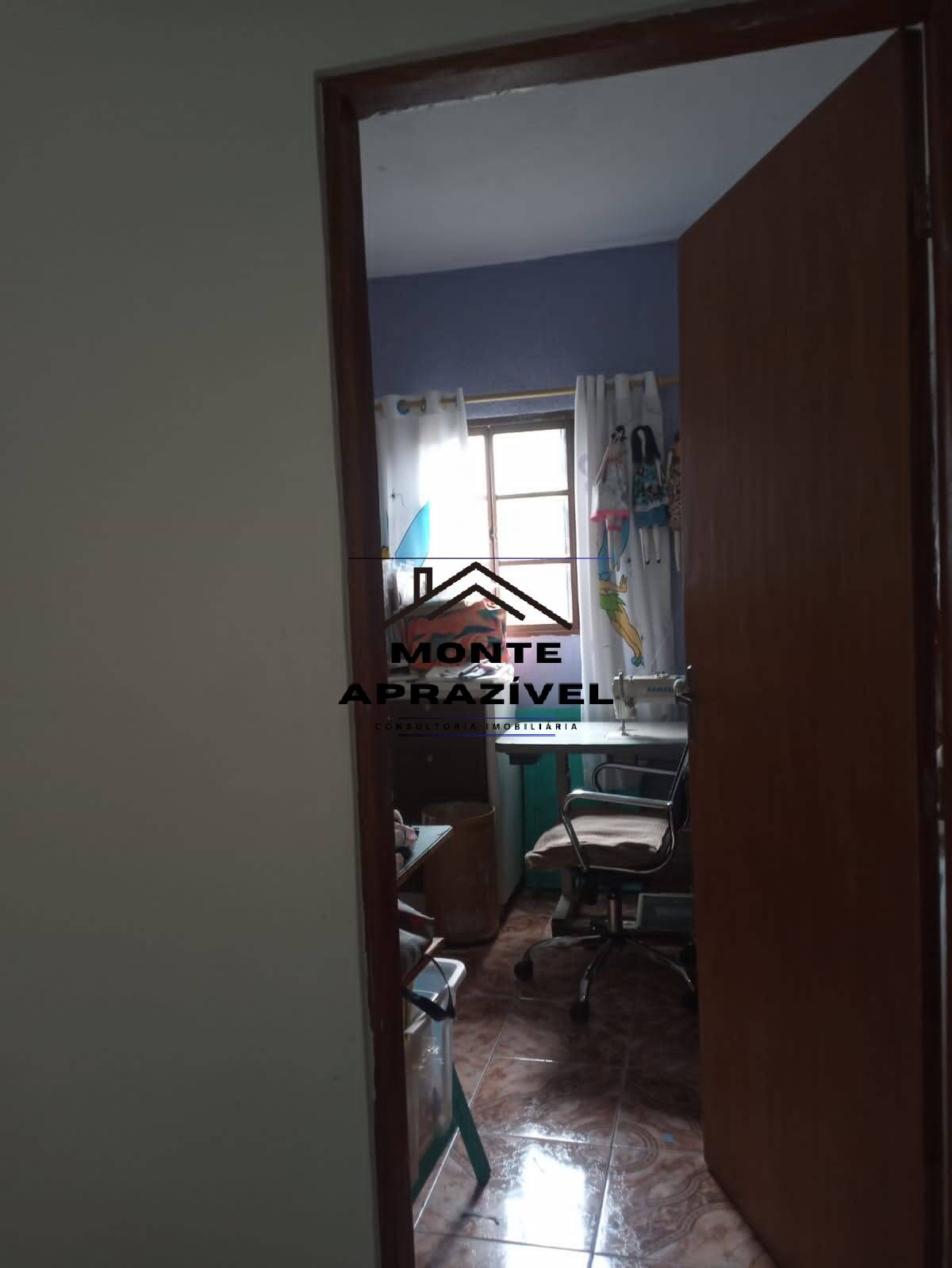 Chácara à venda com 3 quartos, 2141m² - Foto 27
