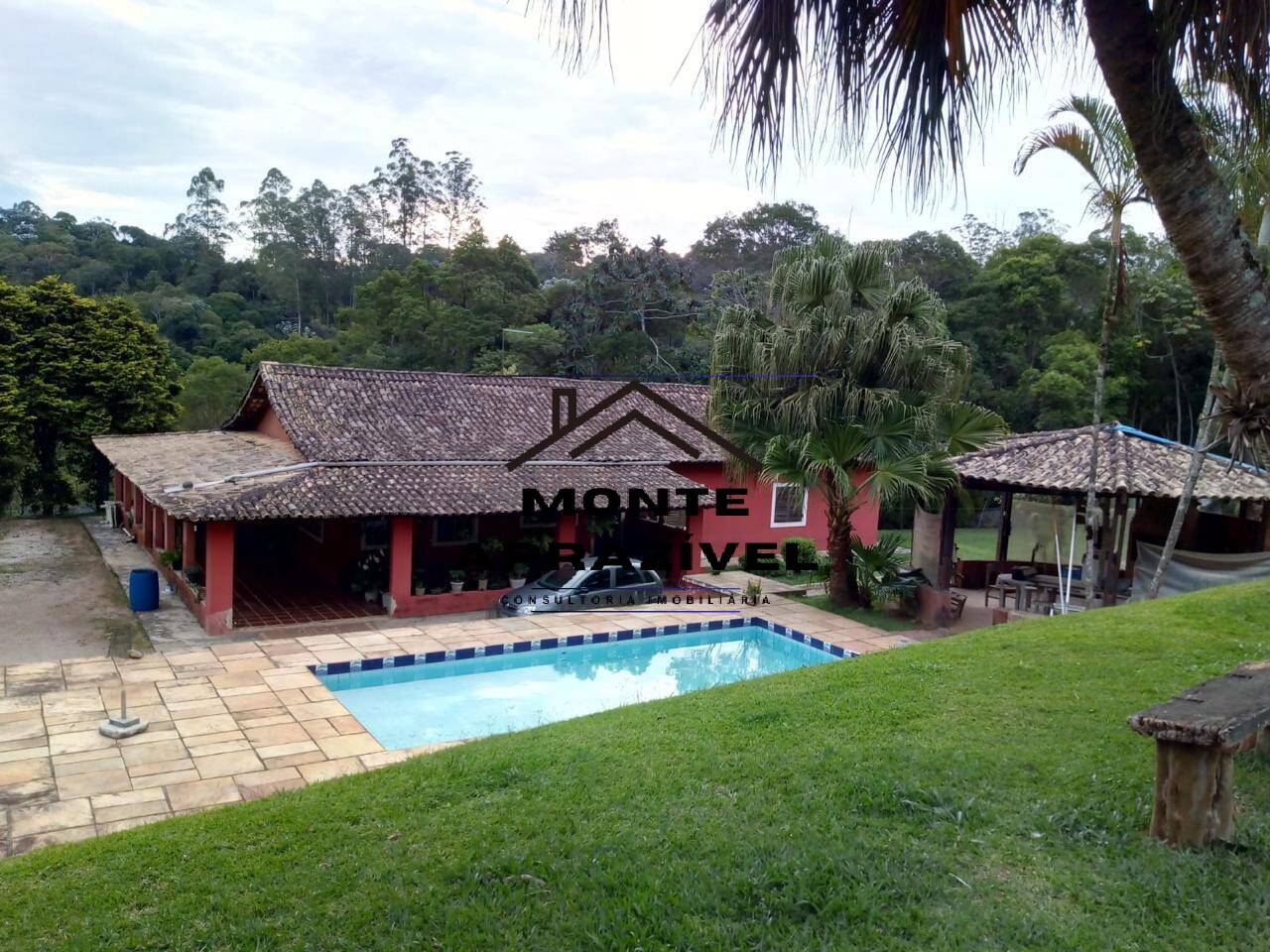 Chácara à venda e aluguel com 5 quartos, 5000m² - Foto 1