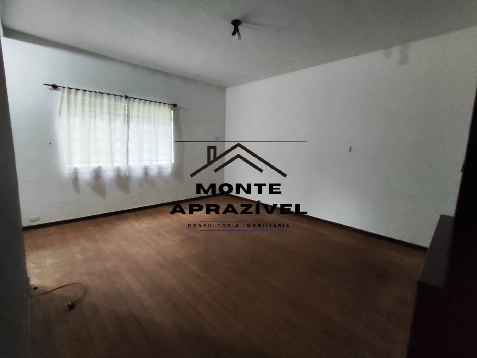 Chácara à venda e aluguel com 5 quartos, 9800m² - Foto 12