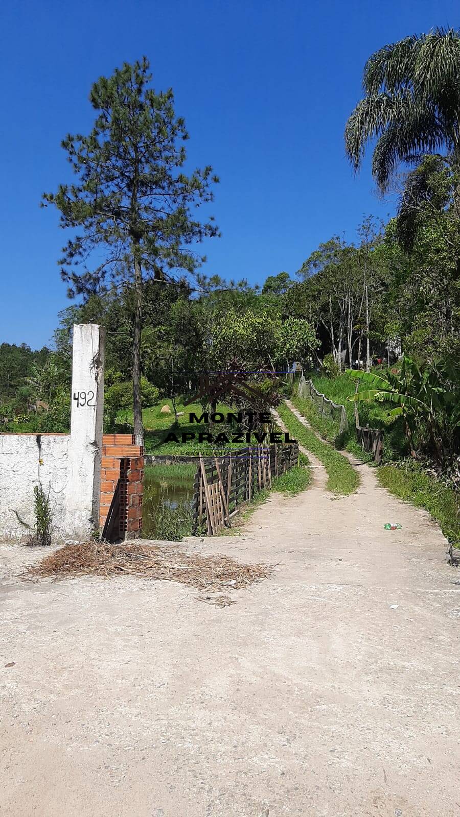Chácara à venda com 5 quartos, 2500m² - Foto 9