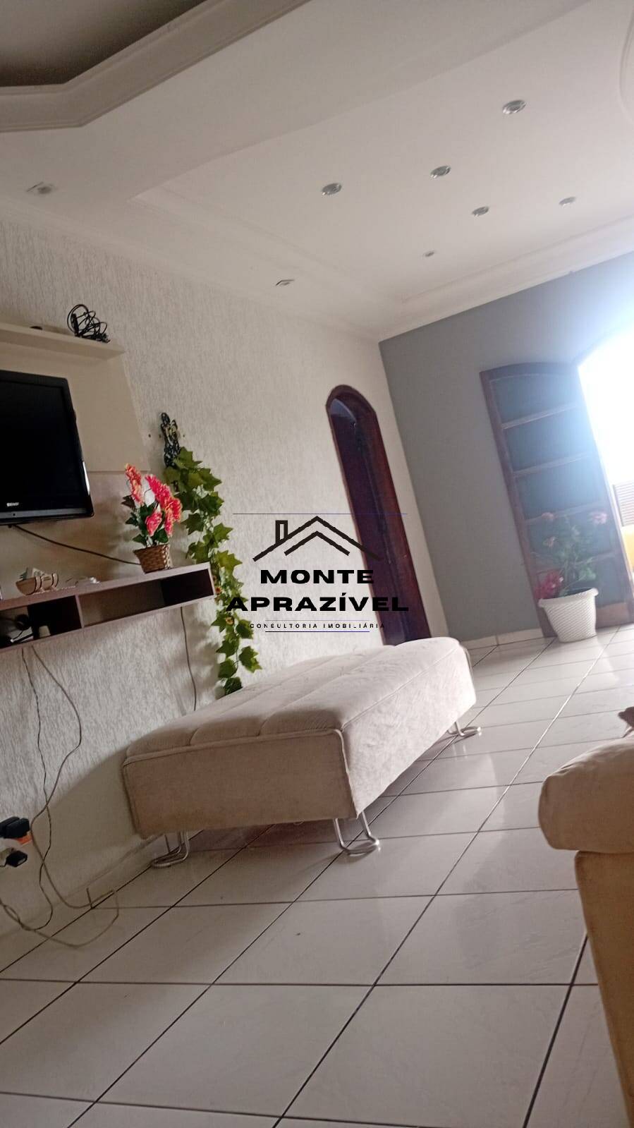 Chácara à venda com 5 quartos, 2000m² - Foto 47