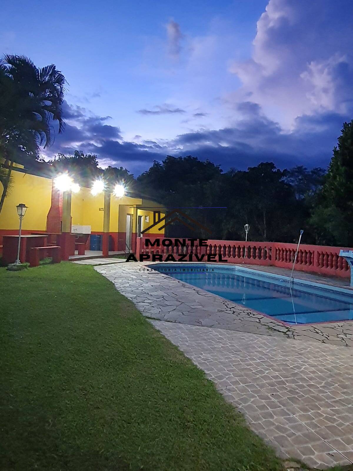Chácara à venda com 4 quartos, 4300m² - Foto 10