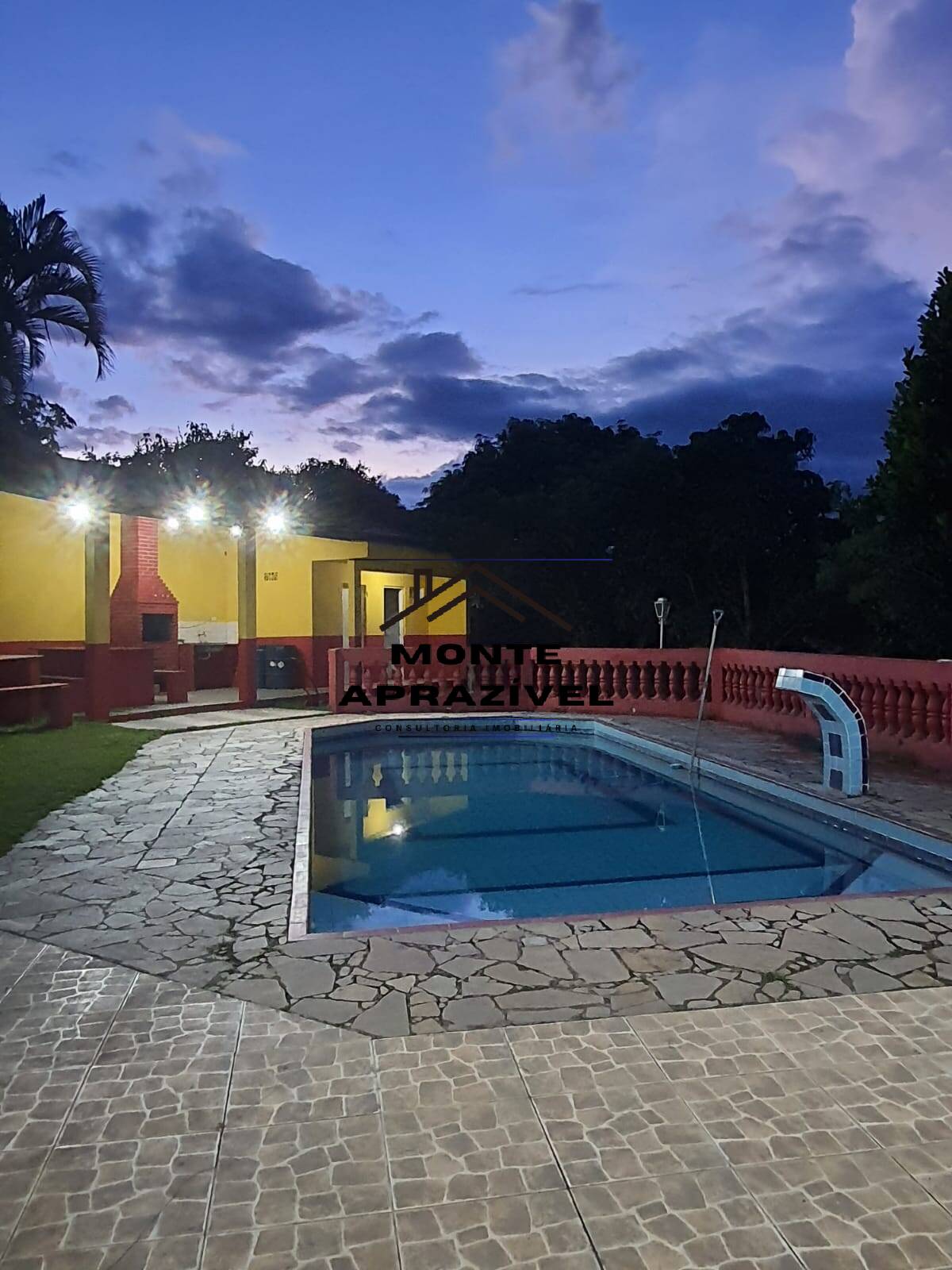Chácara à venda com 4 quartos, 4300m² - Foto 25