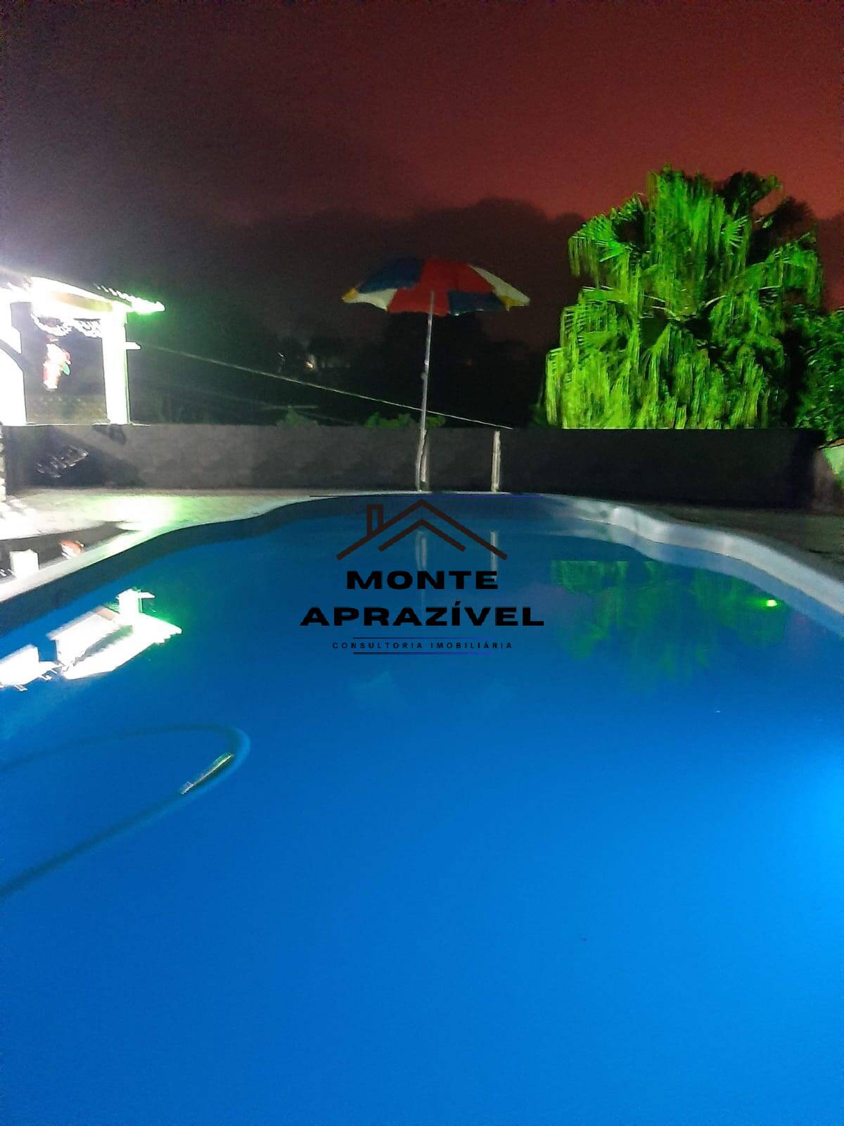 Sítio, 3 quartos, 1600 m² - Foto 2