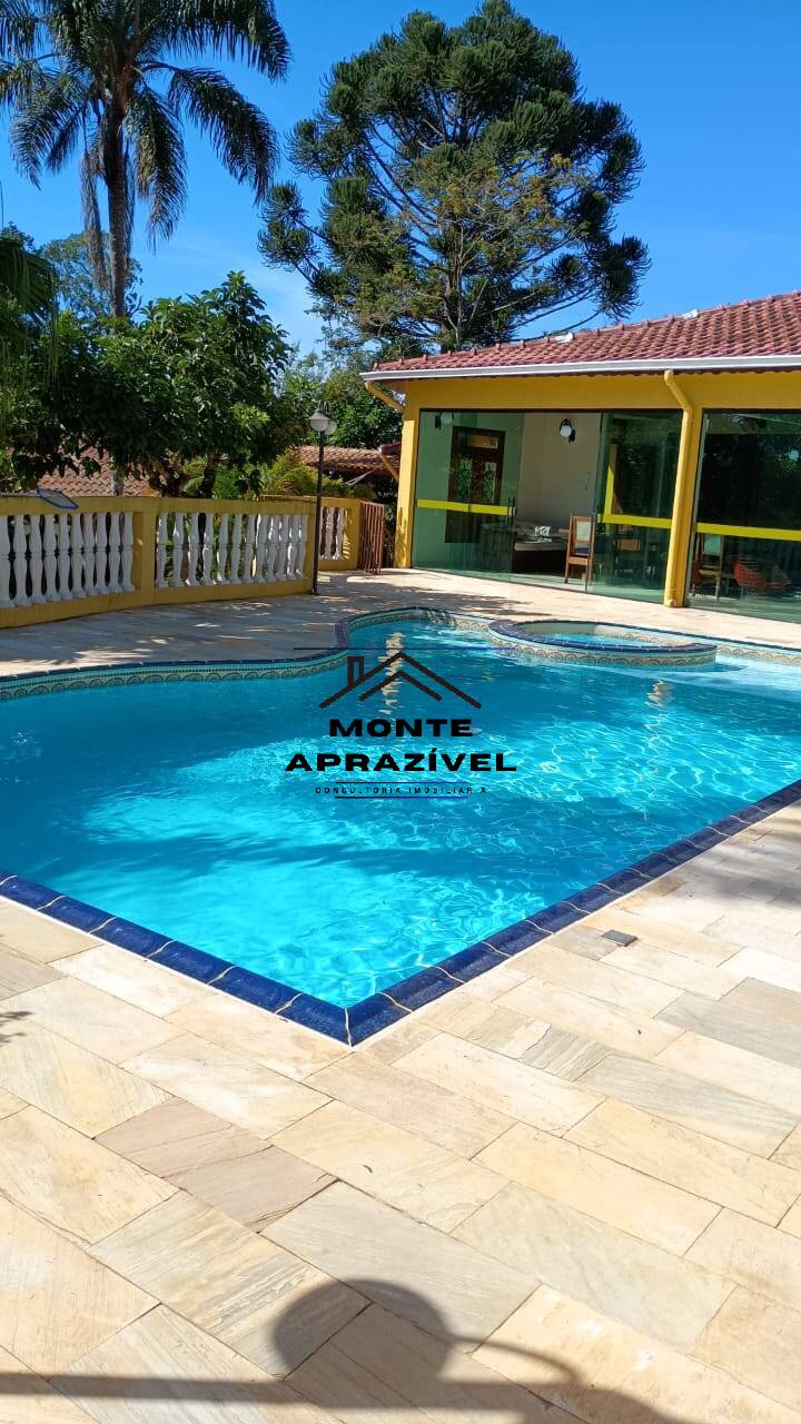 Chácara à venda com 3 quartos, 2000m² - Foto 1