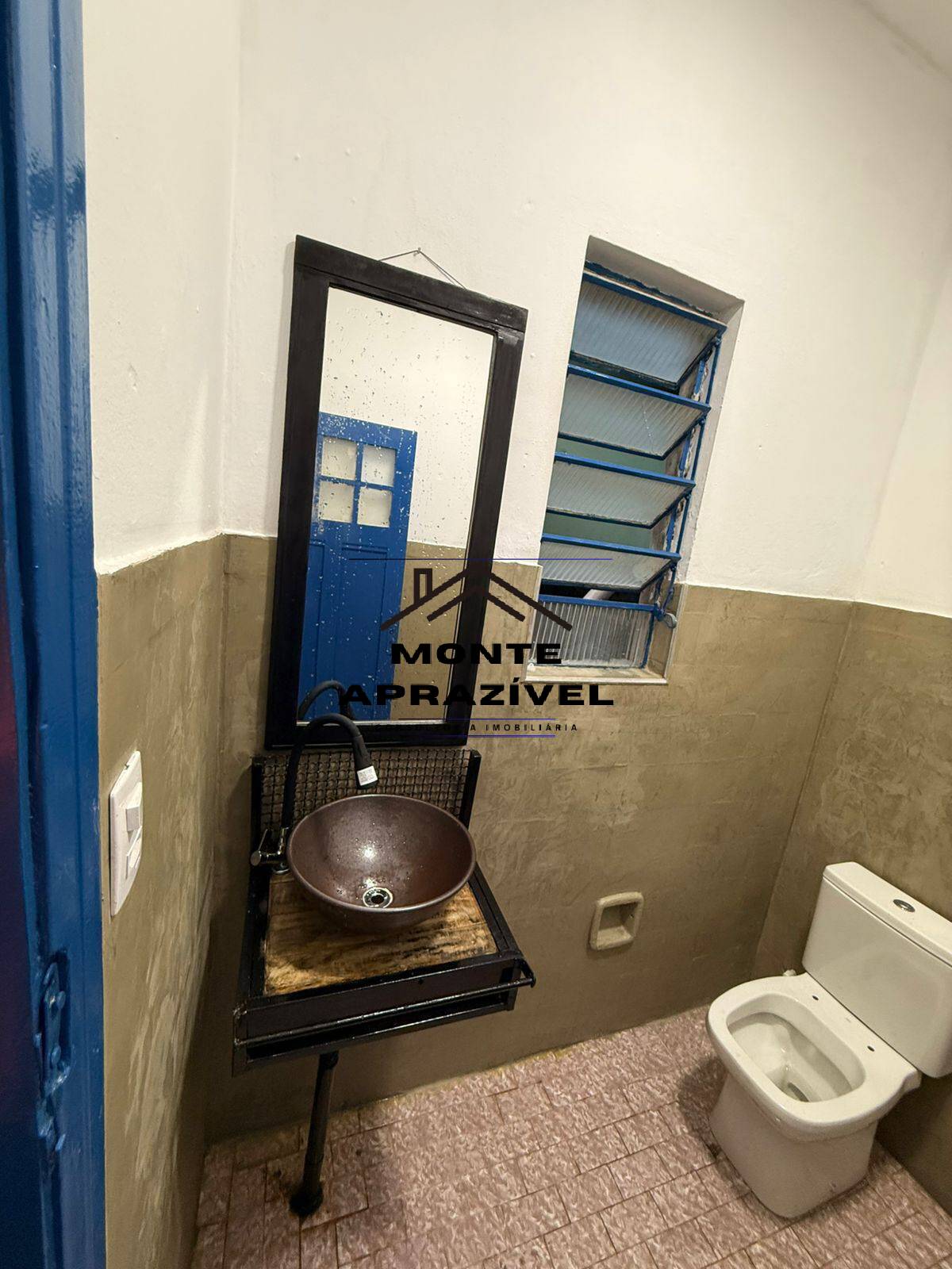 Casa para alugar com 1 quarto, 120m² - Foto 2