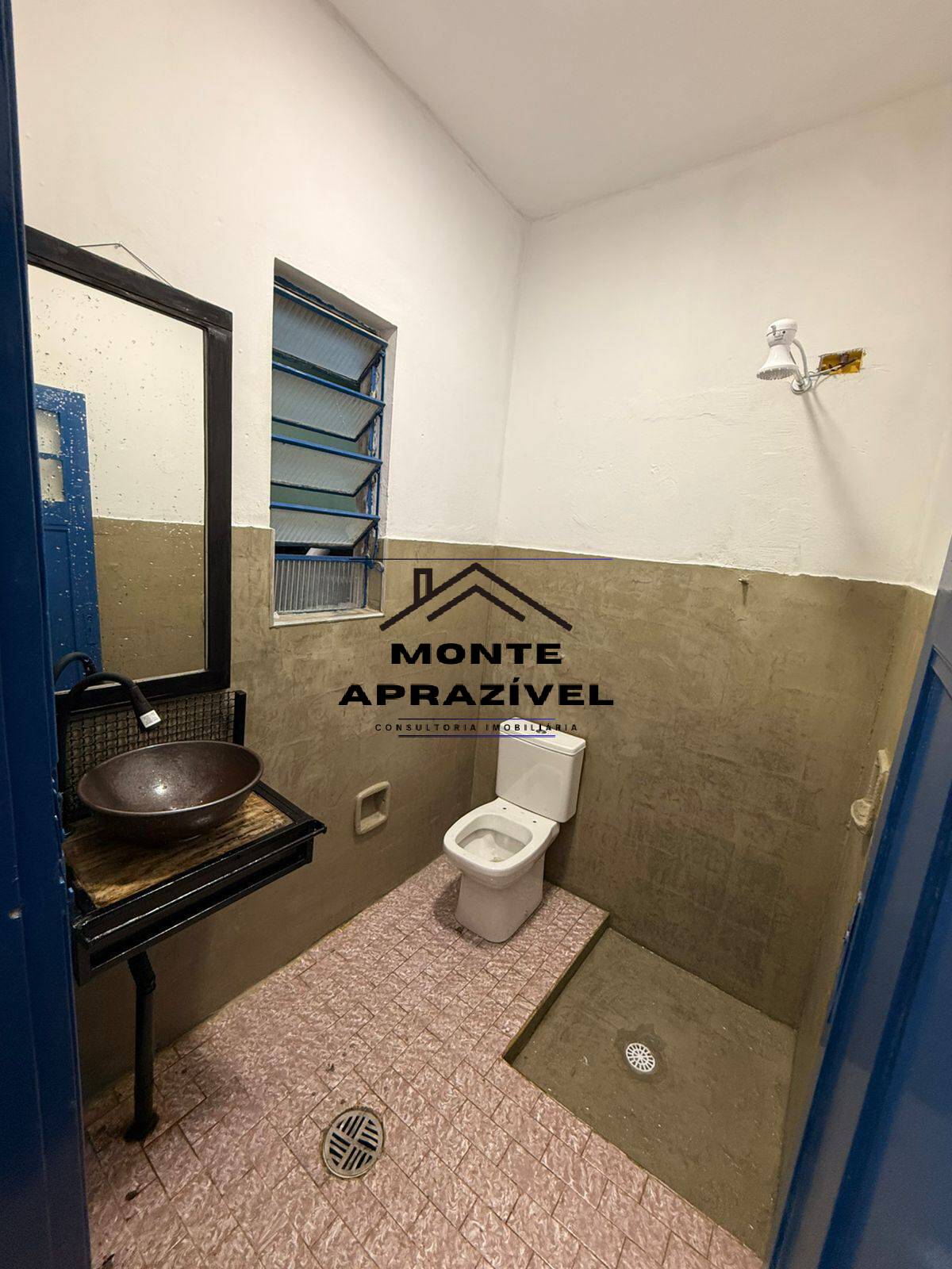 Casa para alugar com 1 quarto, 120m² - Foto 15