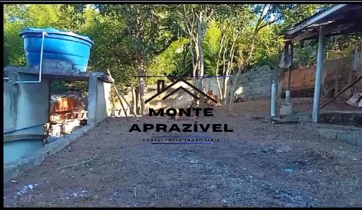 Casa à venda com 3 quartos, 230m² - Foto 14