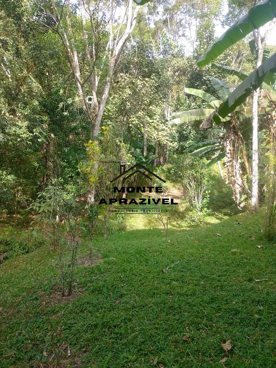 Chácara à venda com 2 quartos, 240m² - Foto 14