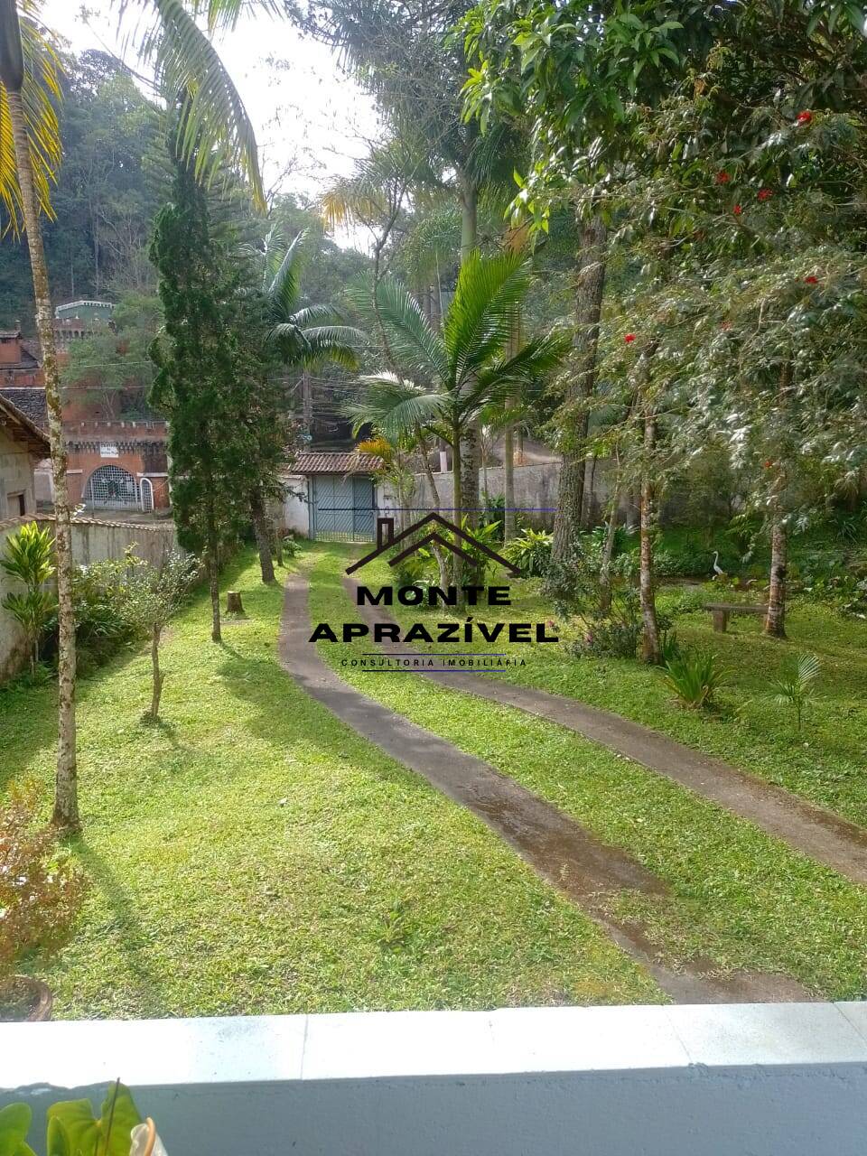 Chácara à venda com 2 quartos, 240m² - Foto 29