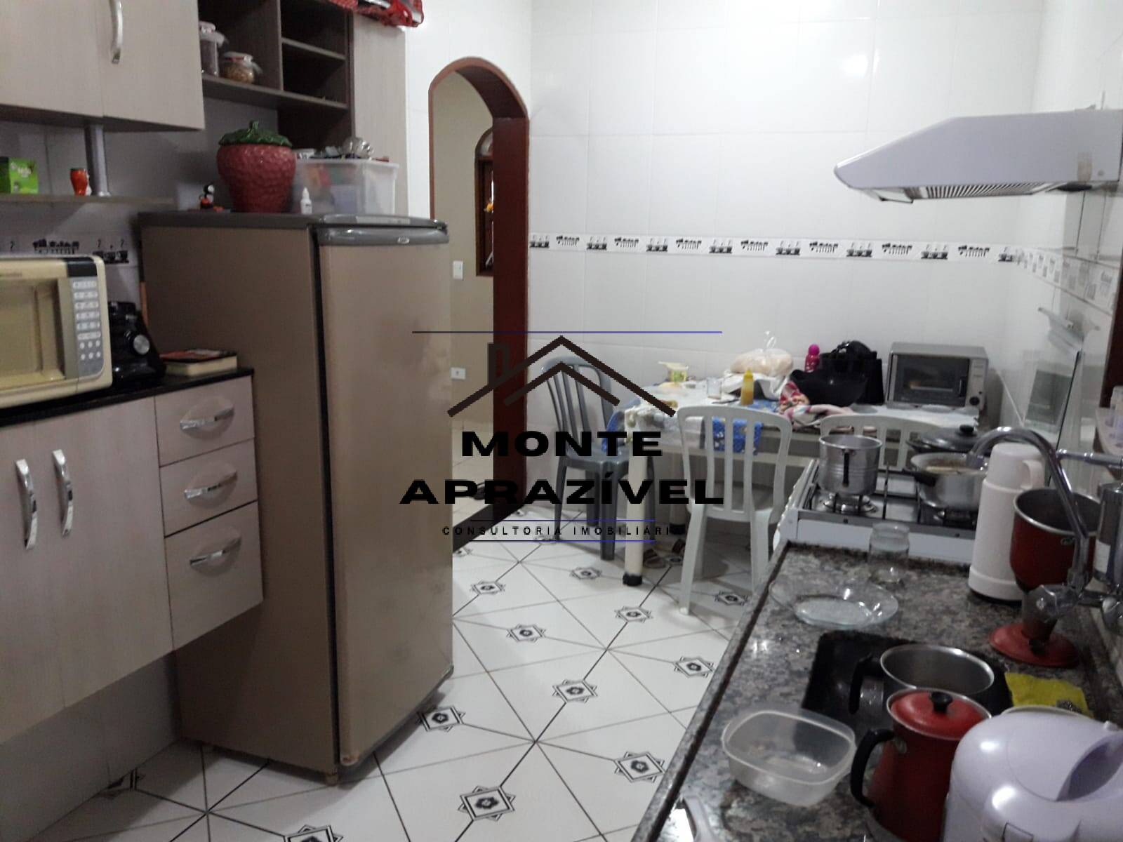 Chácara à venda com 4 quartos, 1200m² - Foto 3