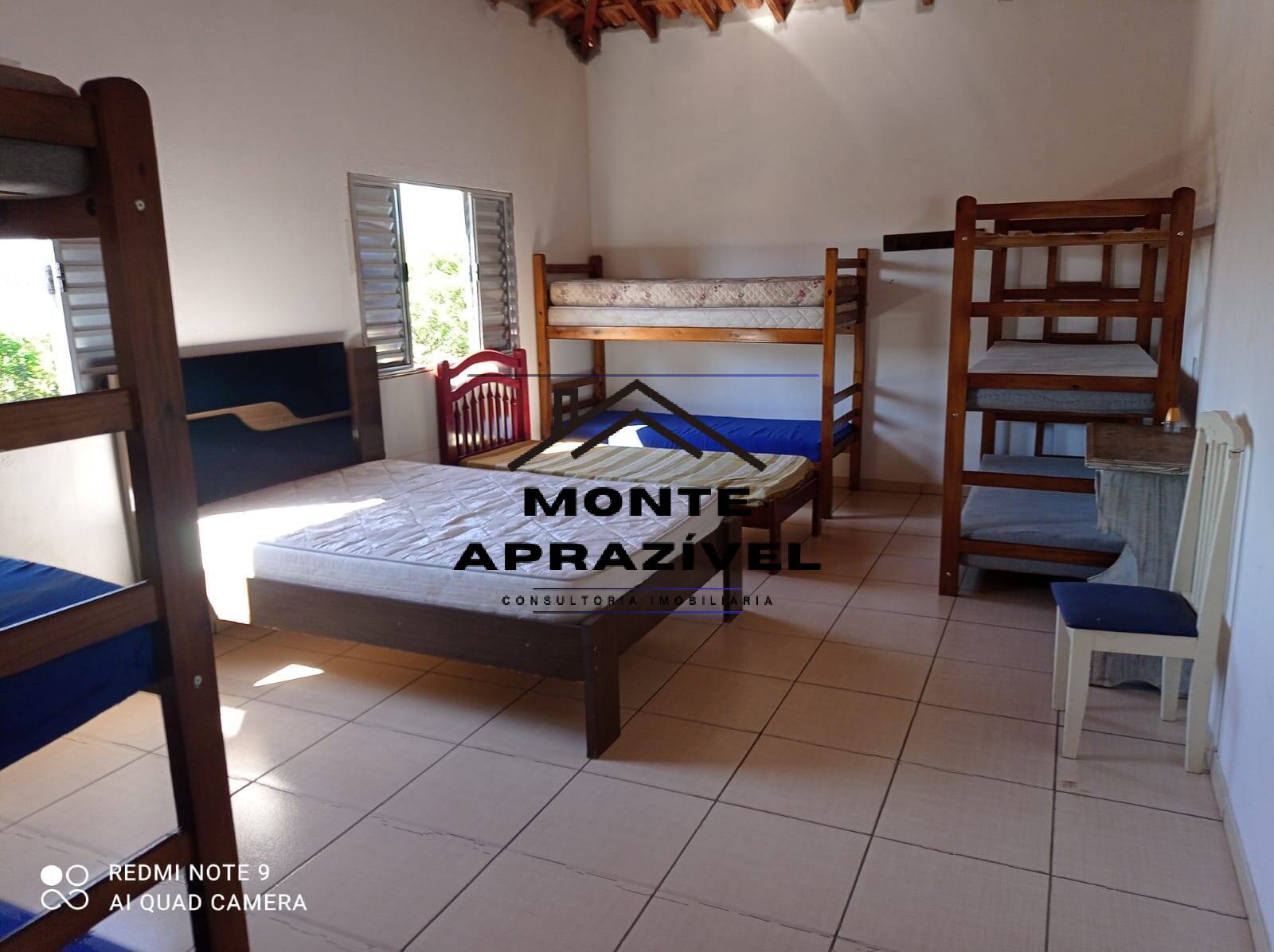 Sítio, 5 quartos, 3240 m² - Foto 2