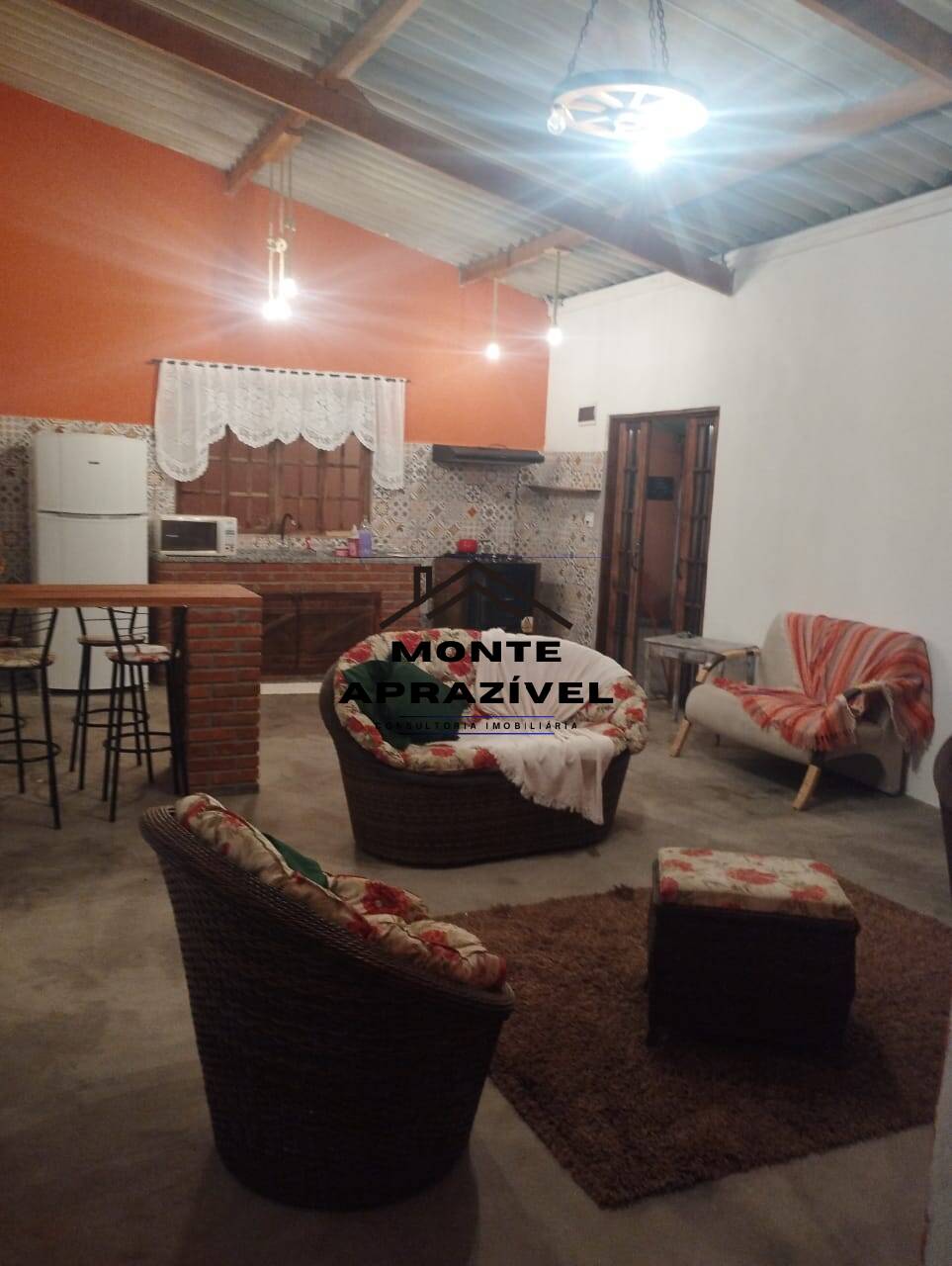 Chácara à venda com 2 quartos, 150m² - Foto 7