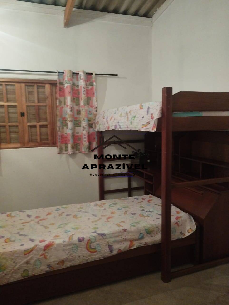 Chácara à venda com 2 quartos, 150m² - Foto 8