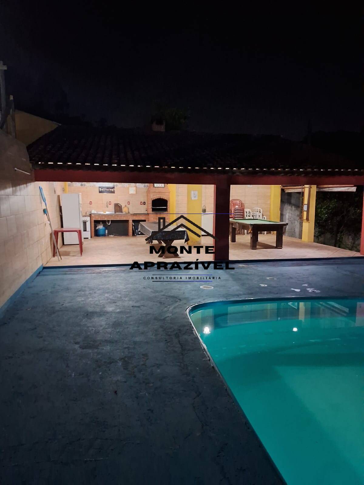 Chácara à venda com 4 quartos, 1500m² - Foto 5
