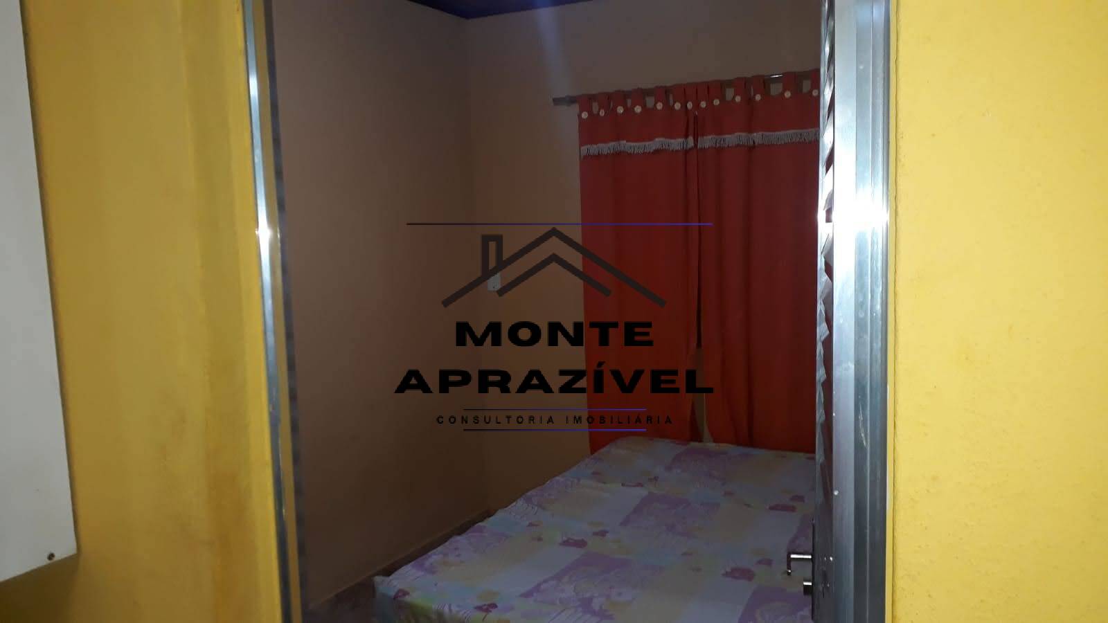 Chácara à venda com 4 quartos, 1500m² - Foto 8