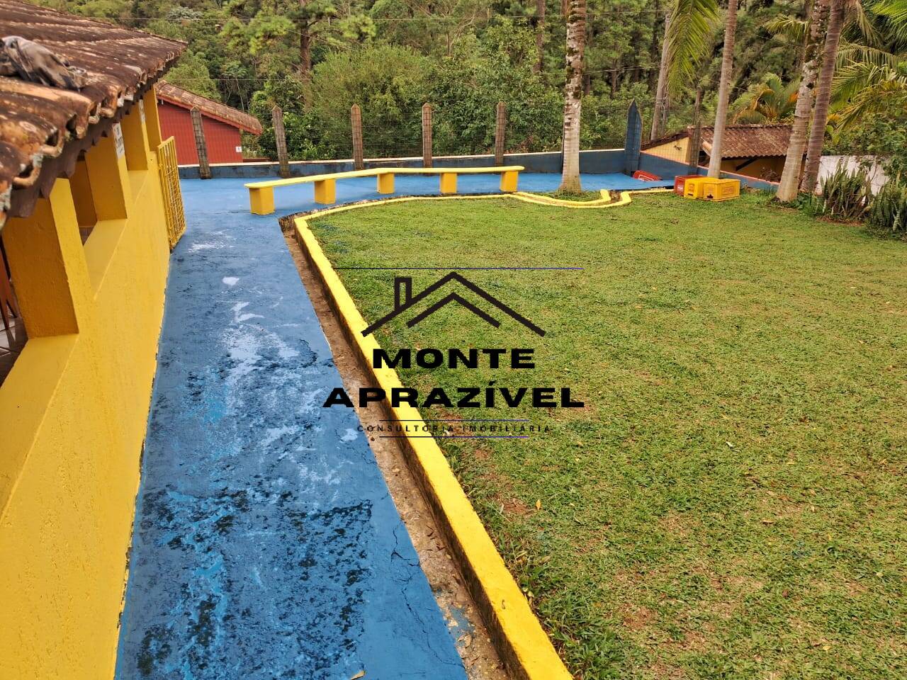Chácara à venda com 4 quartos, 1500m² - Foto 12