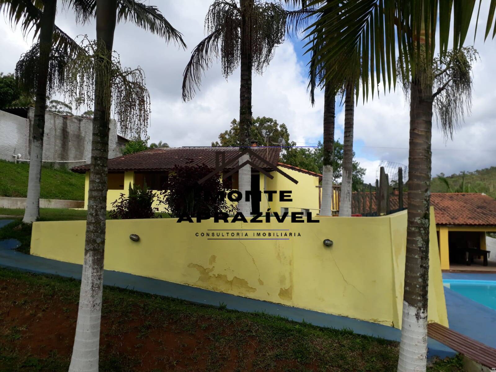 Chácara à venda com 4 quartos, 1500m² - Foto 19