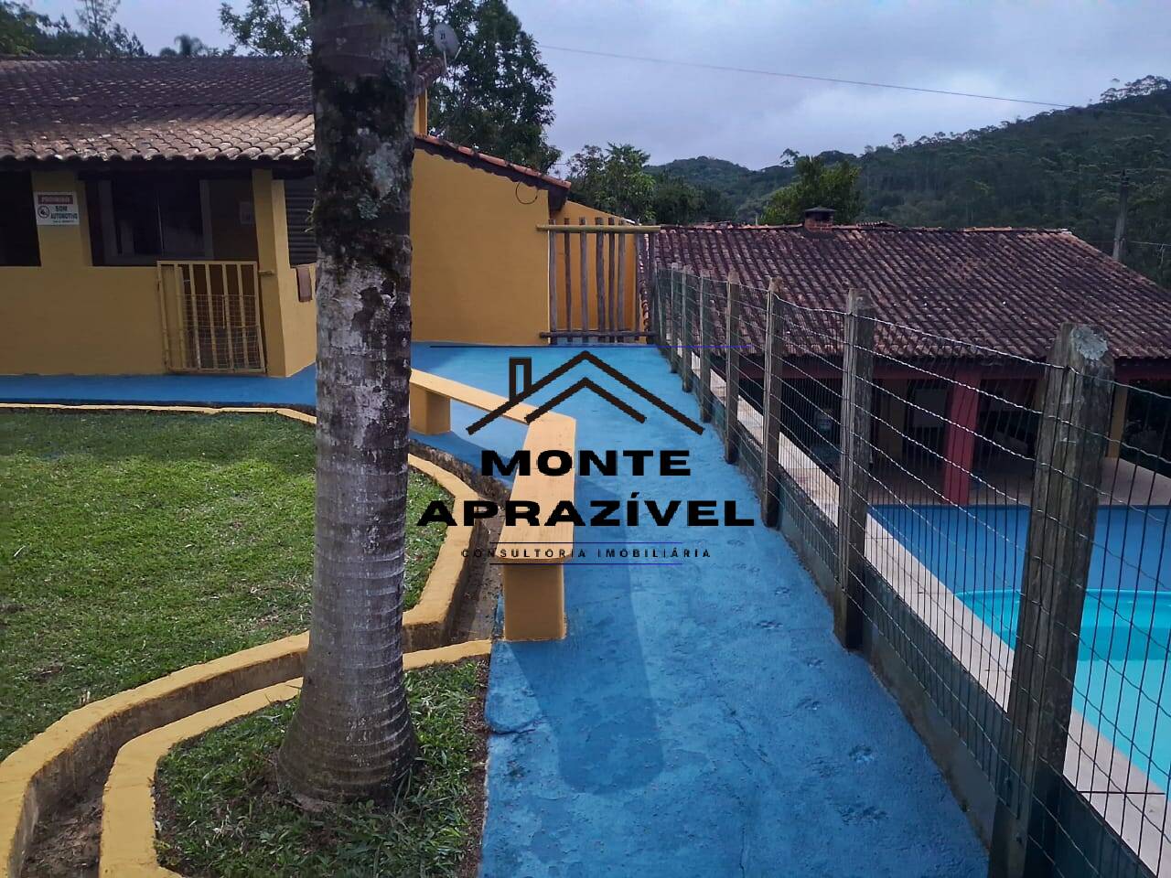 Chácara à venda com 4 quartos, 1500m² - Foto 23