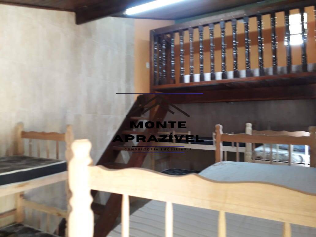 Chácara à venda com 4 quartos, 1500m² - Foto 29