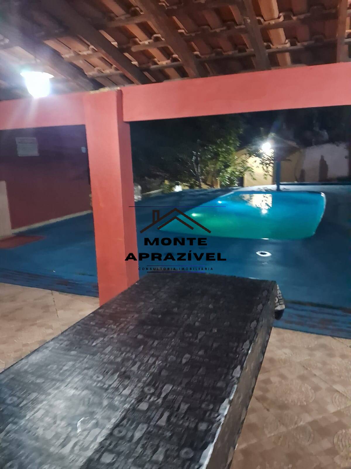 Chácara à venda com 4 quartos, 1500m² - Foto 35
