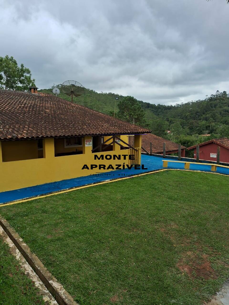 Chácara à venda com 4 quartos, 1500m² - Foto 37