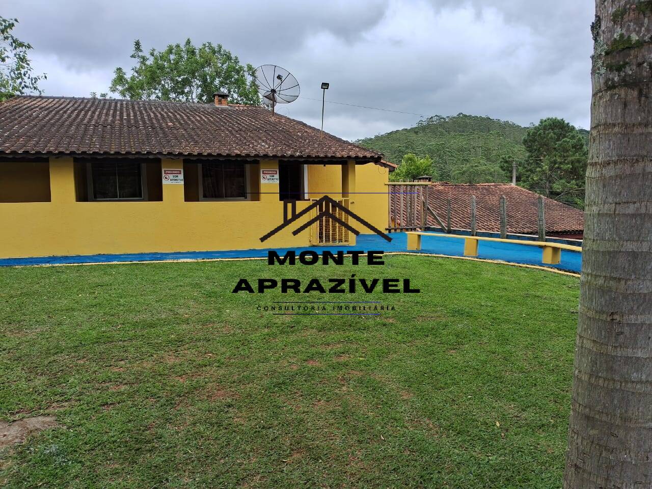 Chácara à venda com 4 quartos, 1500m² - Foto 42