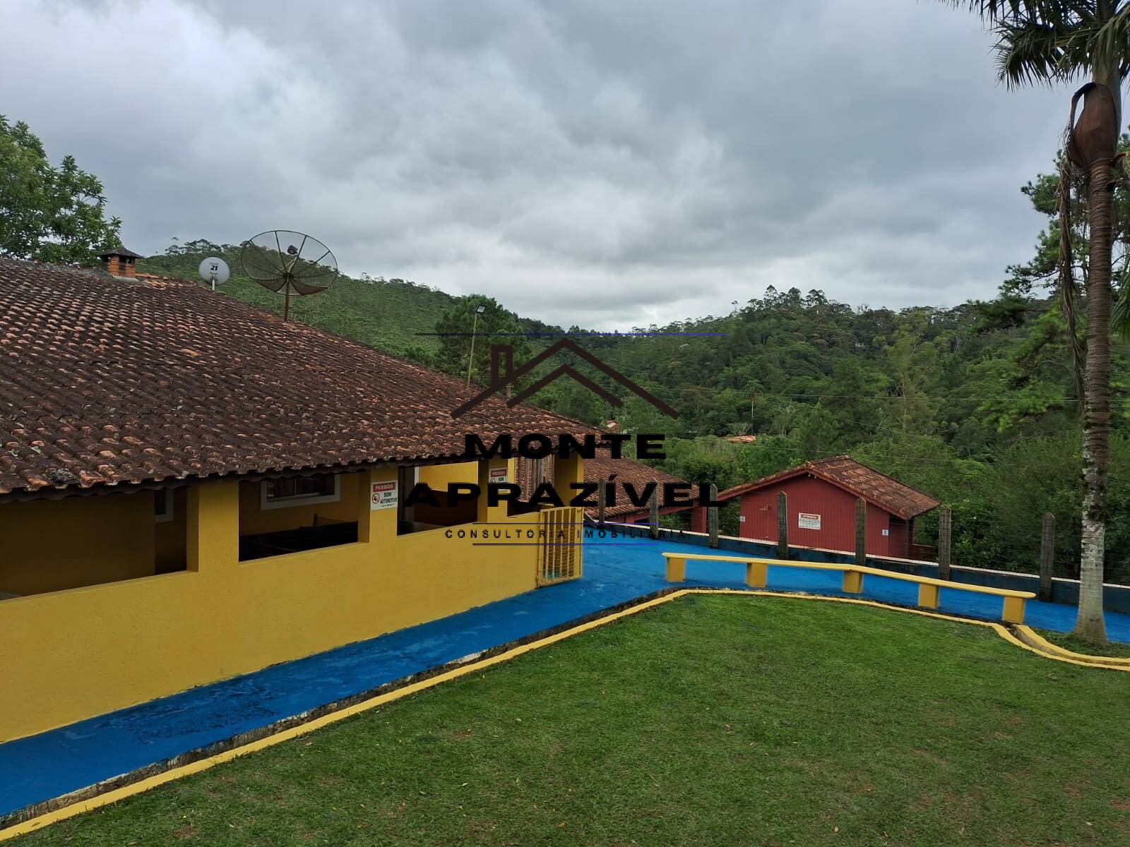 Chácara à venda com 4 quartos, 1500m² - Foto 48