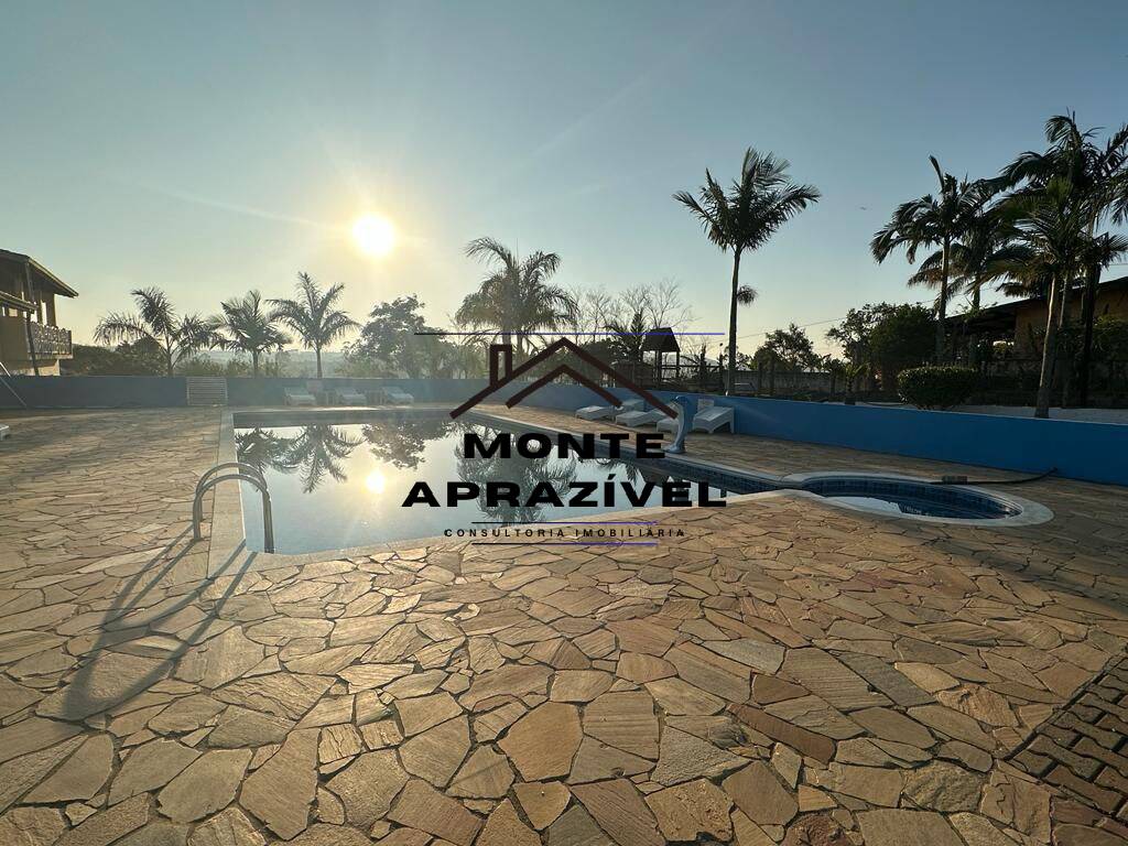 Chácara, 5 quartos, 5000 m² - Foto 1