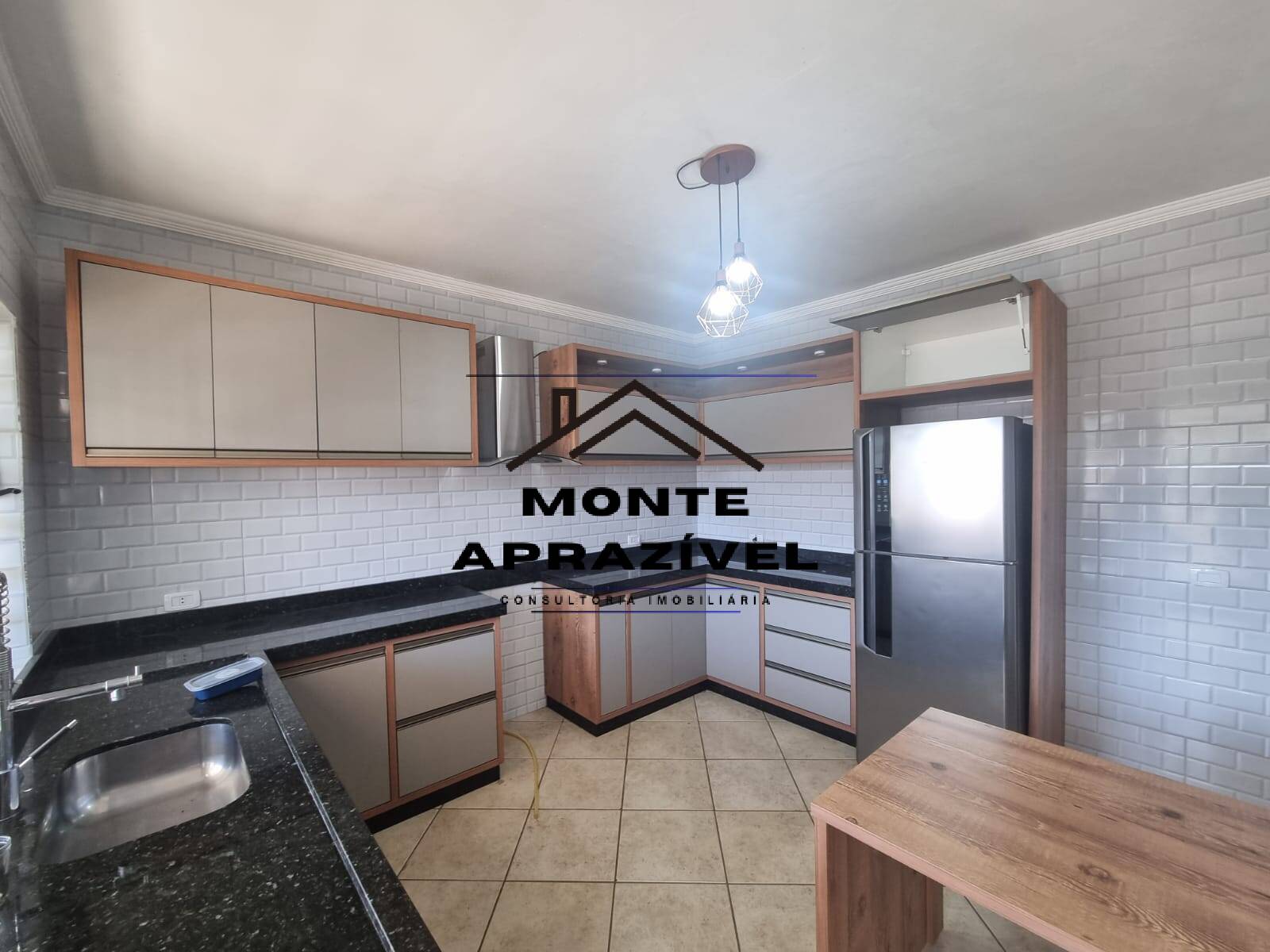 Casa, 3 quartos, 220 m² - Foto 3