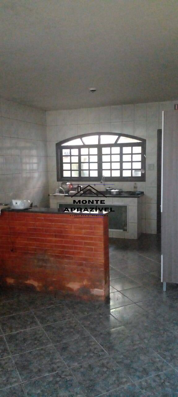 Casa, 3 quartos, 137 m² - Foto 1