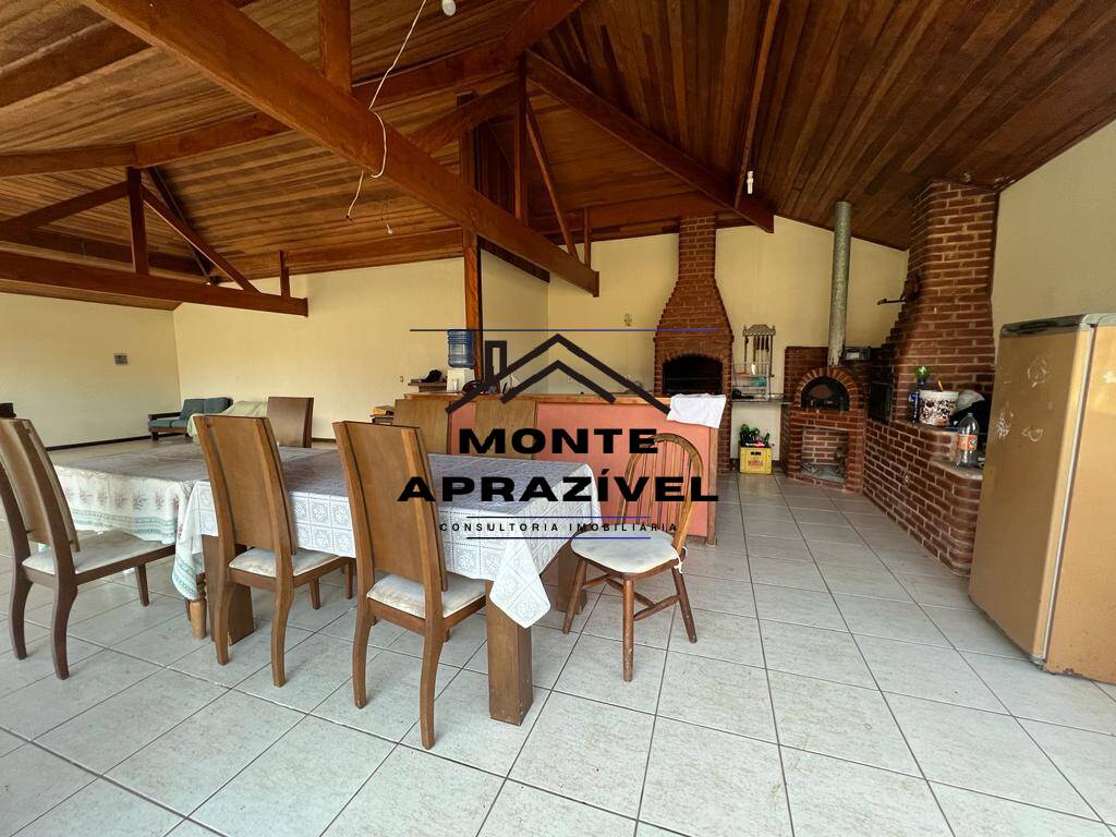 Chácara, 5 quartos, 5000 m² - Foto 1