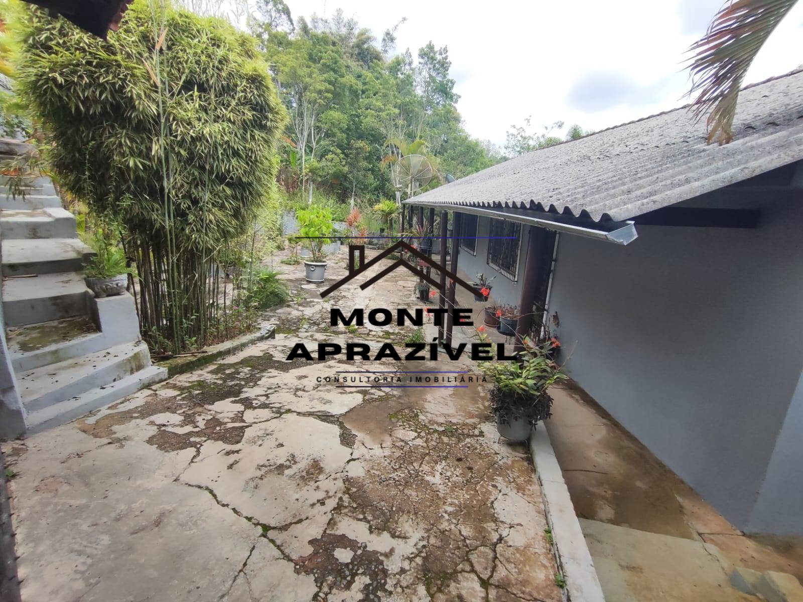 Chácara, 3 quartos, 1524 m² - Foto 3