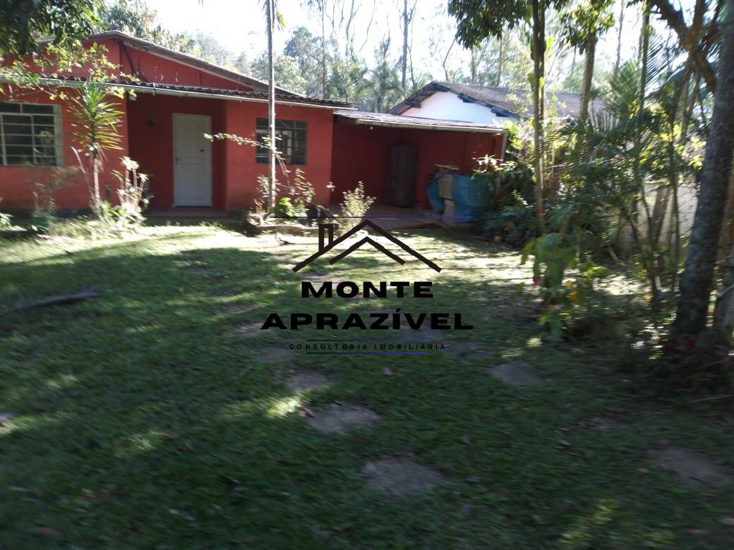 Chácara, 2 quartos, 1420 m² - Foto 1