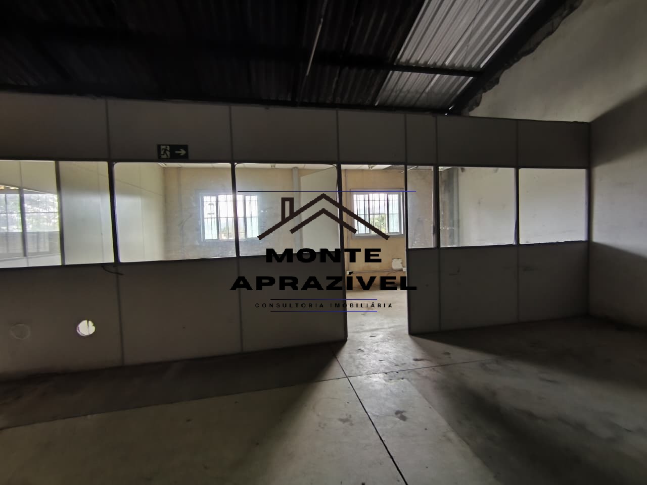 GALPÃO INDUSTRIAL/COMERCIAL PARA LOCAÇÃO – CENTRO DE PALMEIRAS, SUZANO/SP
