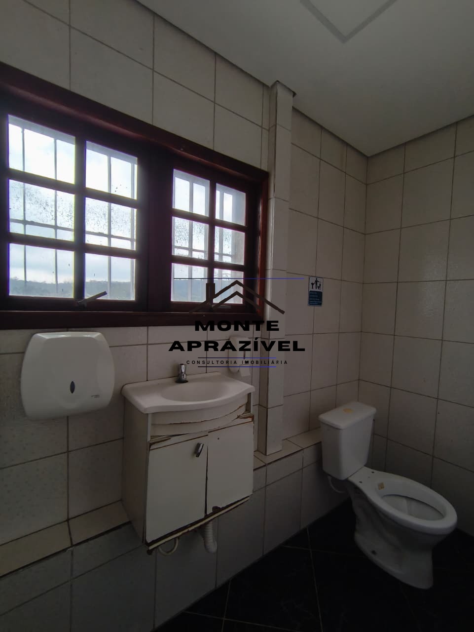 GALPÃO INDUSTRIAL/COMERCIAL PARA LOCAÇÃO – CENTRO DE PALMEIRAS, SUZANO/SP