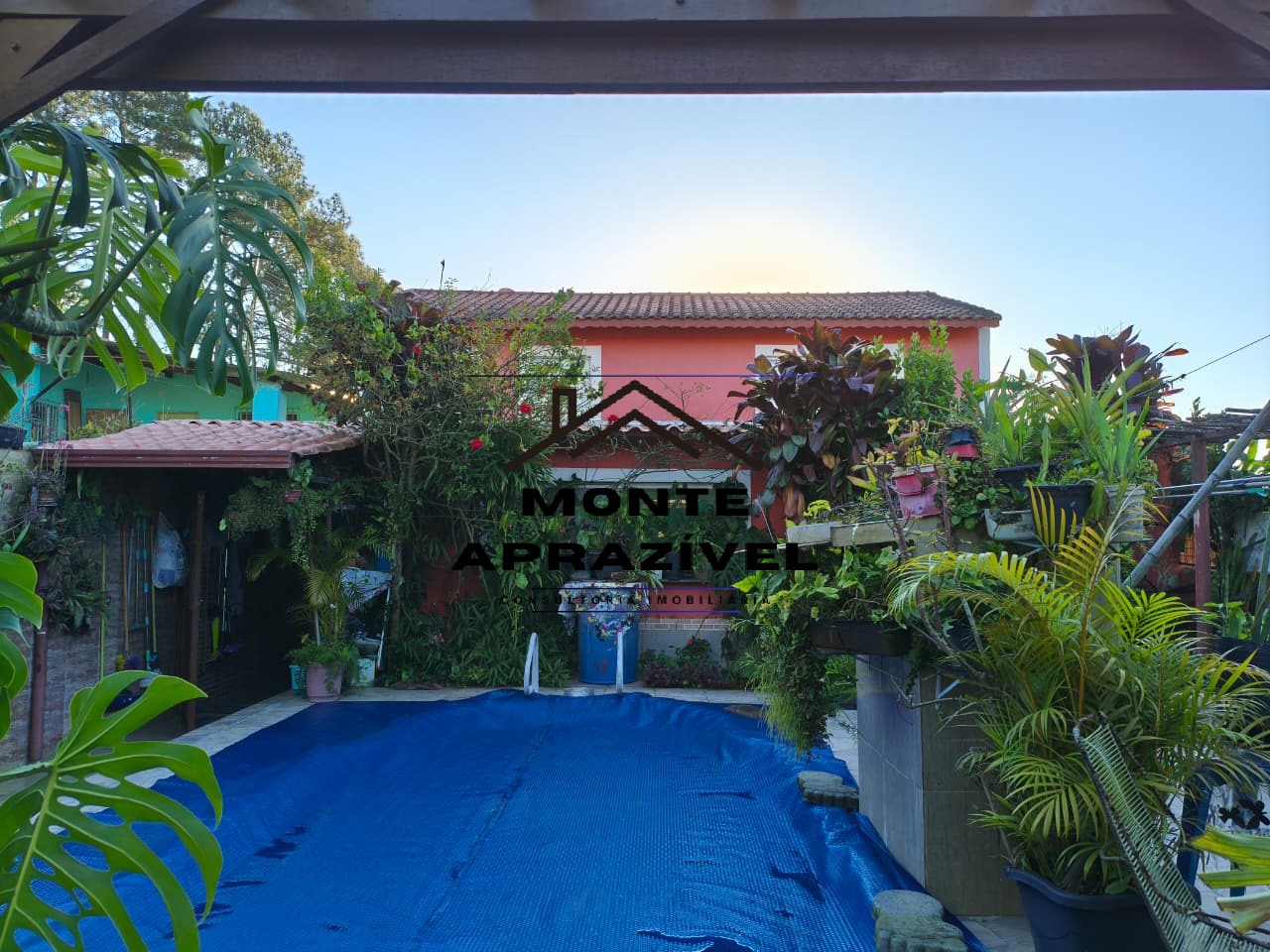 Casa, 4 quartos - Foto 1