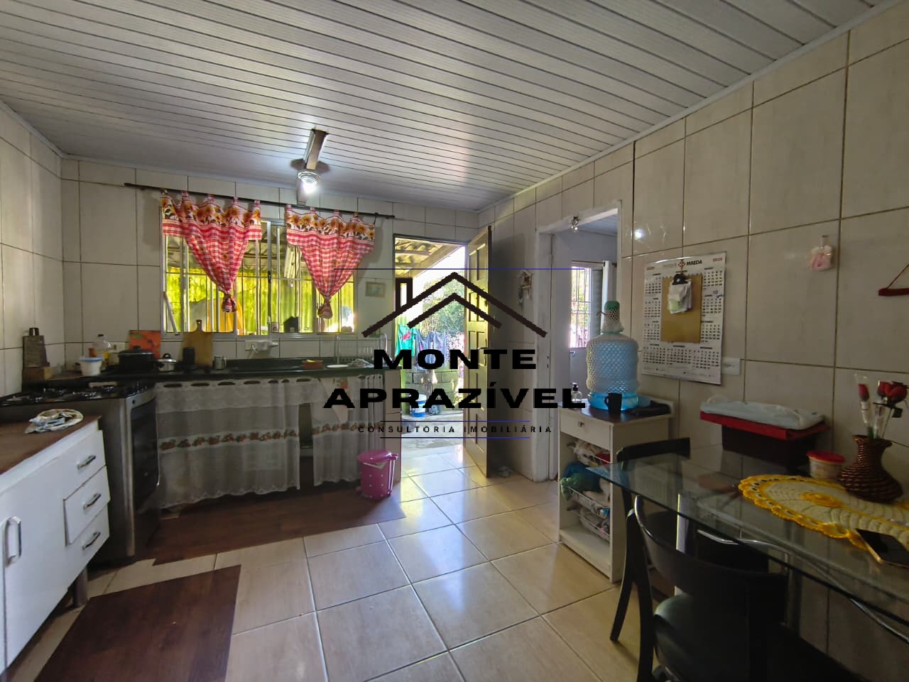 Casa, 5 quartos, 280 m² - Foto 1